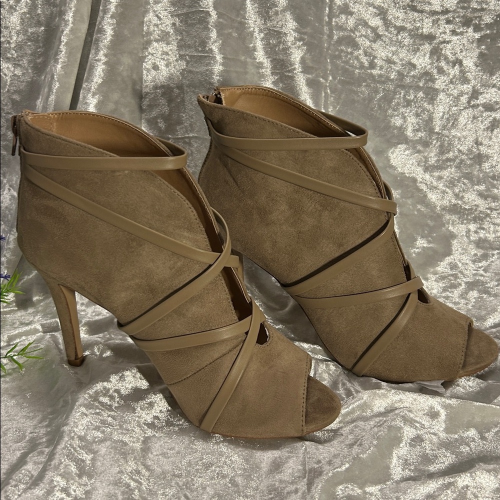 NWT JOURNEE HEELED OPEN TOE ANKLE BOOT 10M - Picture 7 of 10